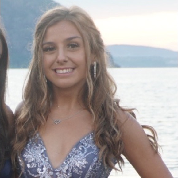 Meet your Posher, Victoria - Picture 1 of 1